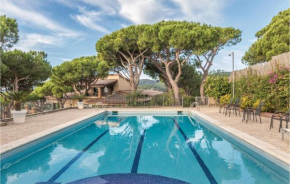 Four-Bedroom Holiday Home in Cabrils